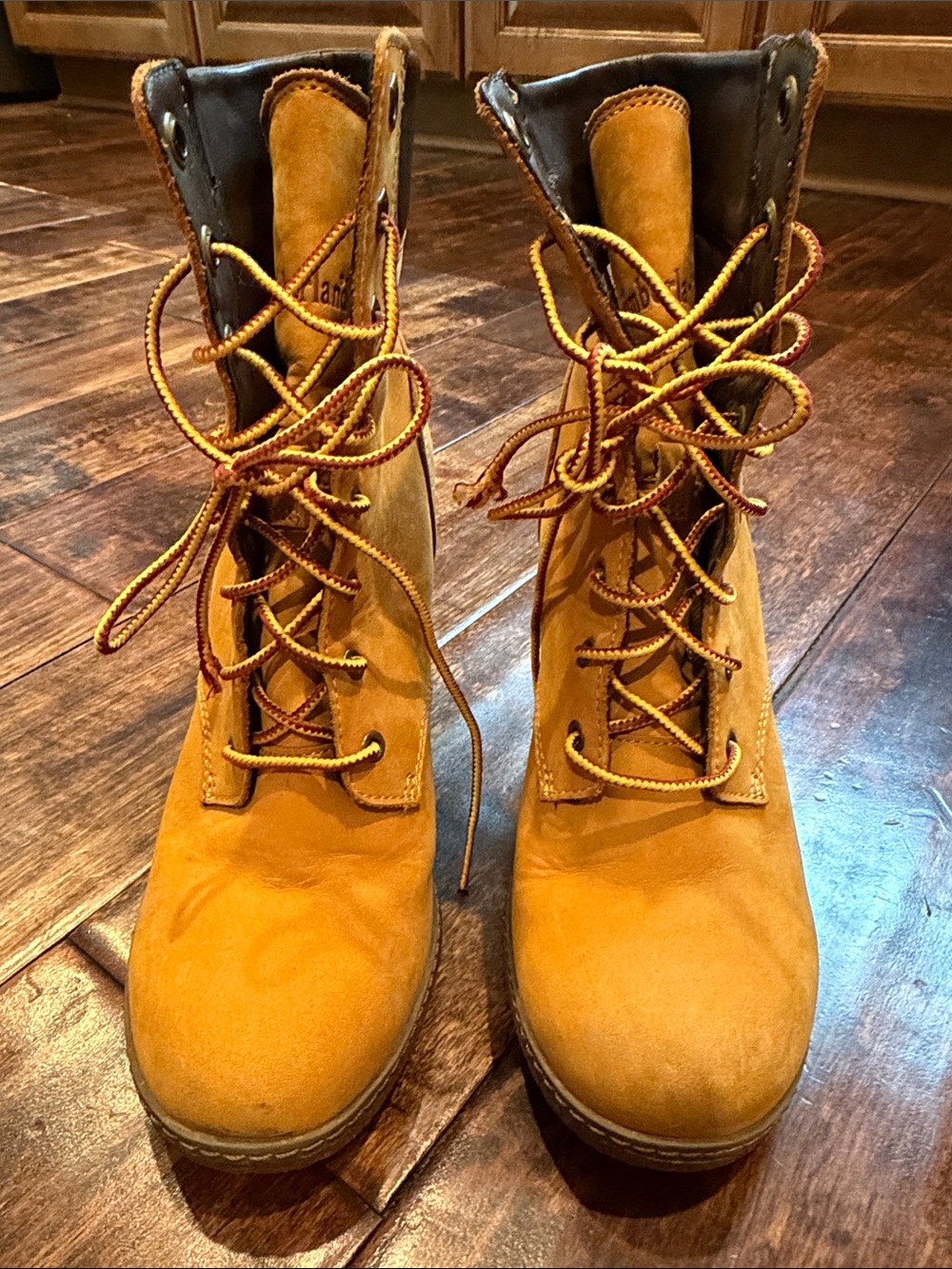 Timberland Women's Lace-Up Heeled Boot, Size 6.5 - Picture 2 of 11